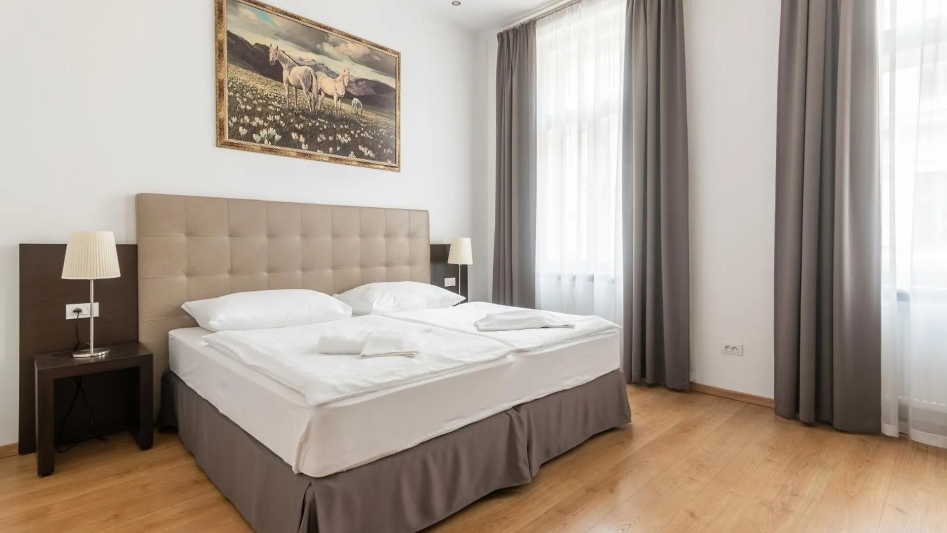 Riverside Palace Suites Praha Apartmán