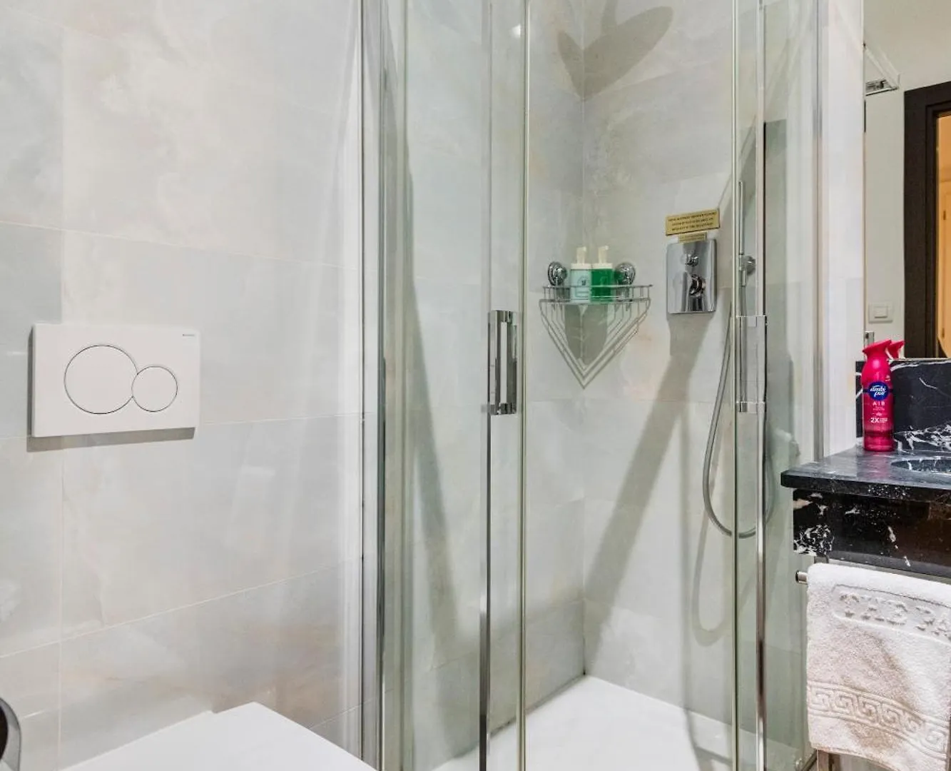 Riverside Palace Suites Praha 0*,