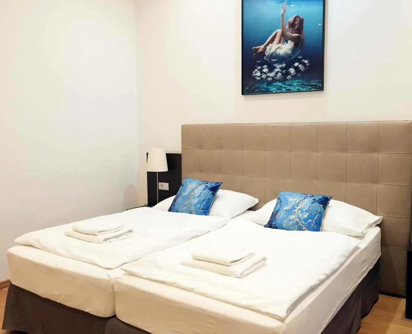 Riverside Palace Suites Praha 0*,