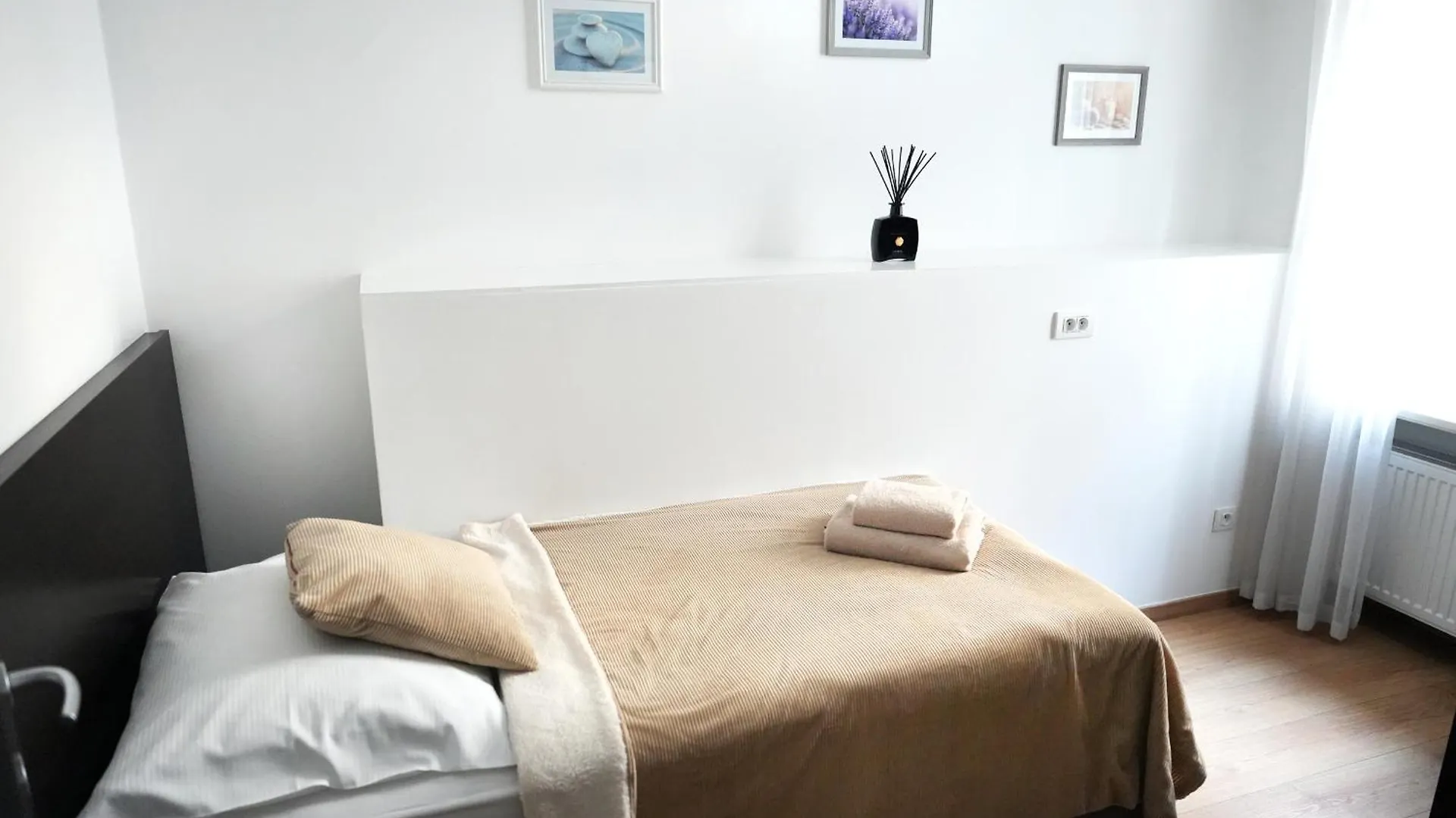 Riverside Palace Suites Praga Apartamento