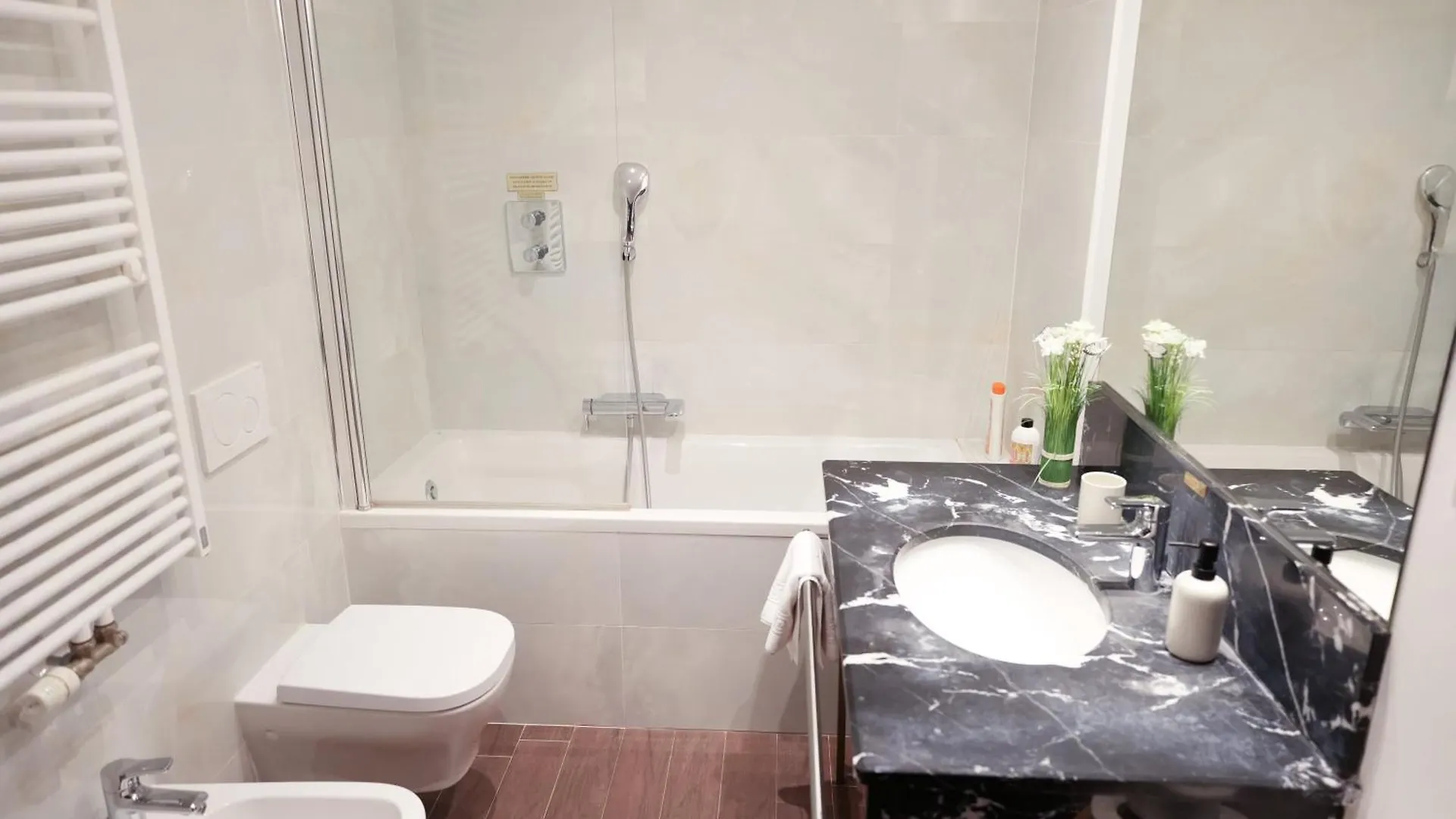 Riverside Palace Suites Praag 0*,  Tsjechië